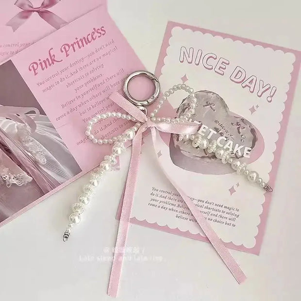 Kawaii Schlüsselanhänger mit Herzanhänger – Süße Perlen-Schleife 2025