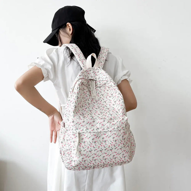 Blumen Rucksack Groß – Preppy Schul- & Reiserucksack