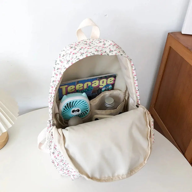 Blumen Rucksack Groß – Preppy Schul- & Reiserucksack