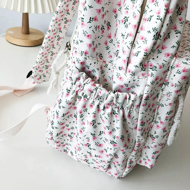 Blumen Rucksack Groß – Preppy Schul- & Reiserucksack