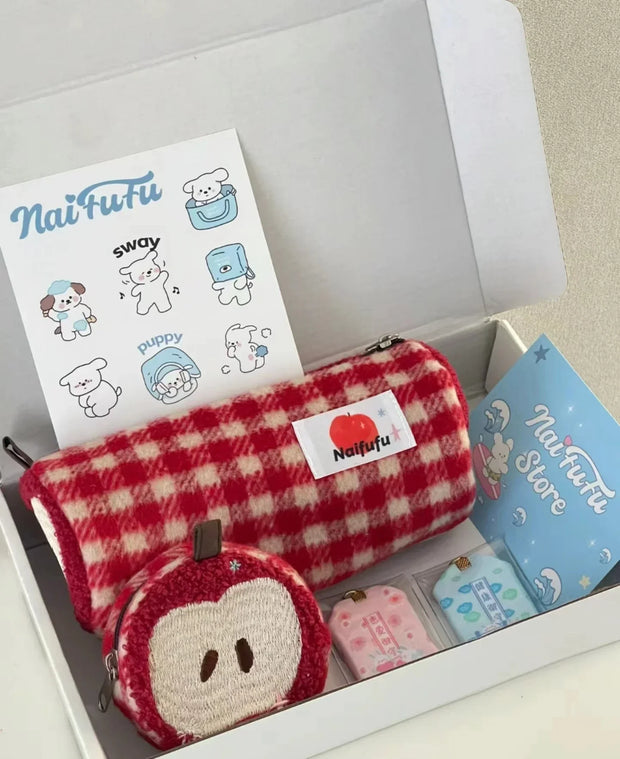 Kawaii Apfel Stickerei Federmäppchen / Münzbörse